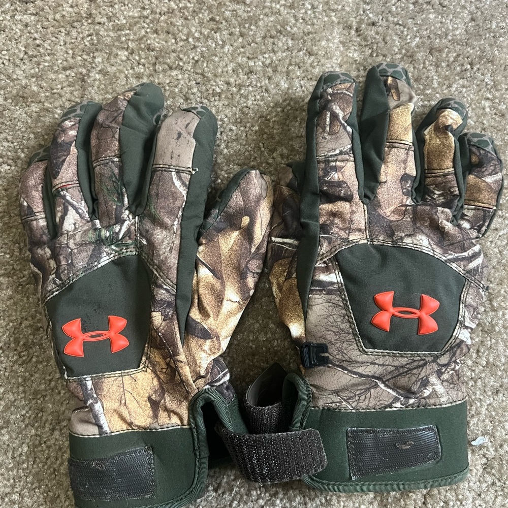 Under Armour Scent Control Primiloft Insulated Gloves Medium Real Tree Infinity